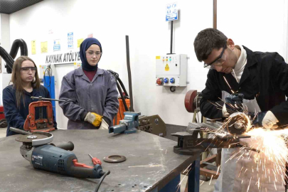 YÖK'ten yeni staj modeli: Bursa dahil 7 pilot ilde başlayacak