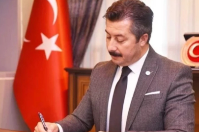 Yenişehir Belediye Başkanı Özel'e, Yılın En Başarılı Belediye Başkanı ödülü