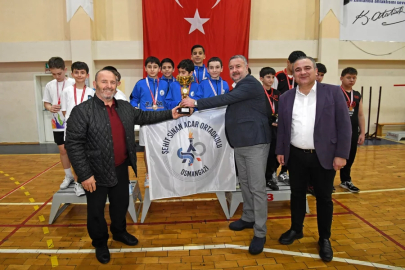 Badmintonun yıldızları Osmangazi'de parladı