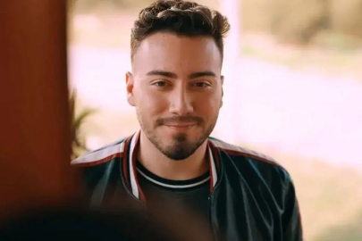 Enes Batur, adli kontrolle serbest bırakıldı