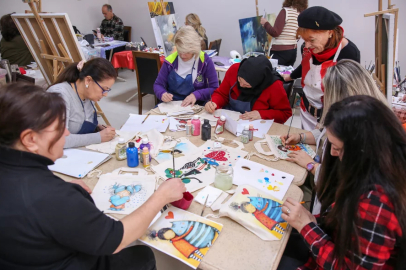 Bursa Kent Akademisi kursiyerlerinden LÖSEV'e anlamlı bağış