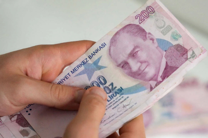 Emekliye çifte ikramiye: Kanun teklifleri Meclis’e sunuldu