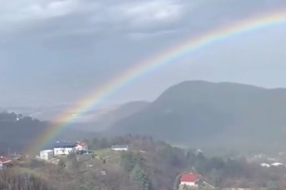 Bursa'da yağmur sonrası gökkuşağı oluştu