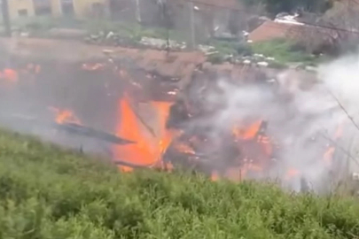 Bursa'da yanan ev kullanılmaz hale geldi