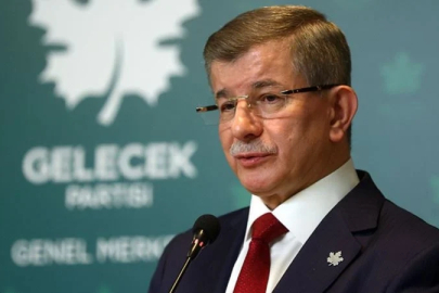 Ahmet Davutoğlu'ndan eski bakanlara eleştiri: "Maddi sıkıntılar yaşıyorum"