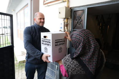 Nilüfer'de erzak kolisi dağıtımına başlandı