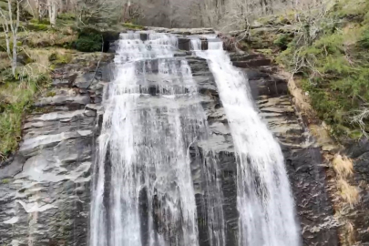 Kar suları Suuçtu Şelalesini coşturdu