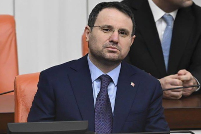 Akın Gürlek: Sosyal medyada kimlik doğrulama sistemi gelecek