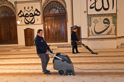 Osmangazi’de camilerde kapsamlı temizlik