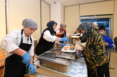 Osmangazi’de Ramazan sofraları kuruldu: 3 bin 500 kişiye günlük iftar