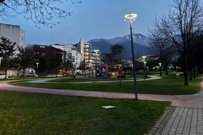 Yıldırım'da parkta kanlı kavga: 1 kişi sırtından bıçaklandı