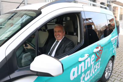 Başkan Şadi Özdemir “Anne Taksi”nin direksiyonuna geçti