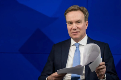 Epstein'le bağlantısı ortaya çıkan Dünya Ekonomik Forumu Başkanı görevinden istifa etti