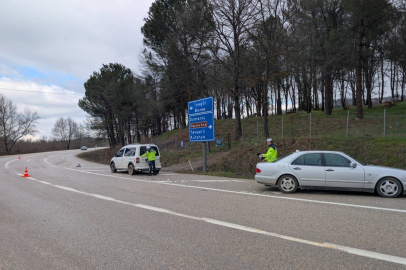 İnegöl'de trafik kazası: 2 kişi yaralandı