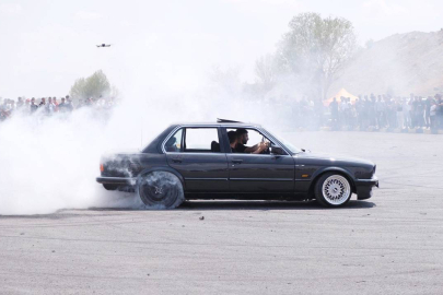 Modifiye araçlara ceza yolda: Trafikten men ve ehliyet iptali geliyor