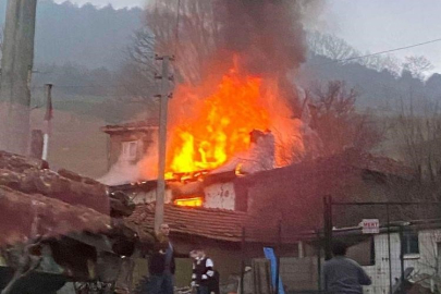 Bursa’da yaşlı çift yangında hayatını kaybetti