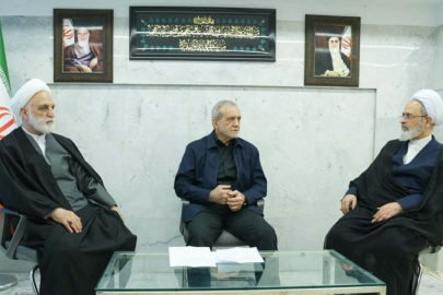 İran’da Geçici Liderlik Konseyi’nden ilk fotoğraf yayımlandı