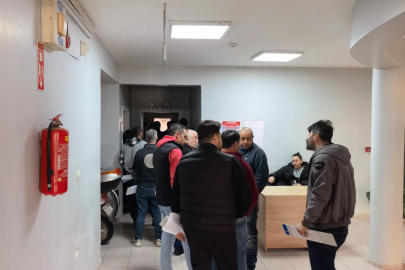 Bursa'da APP plaka kuyruğu