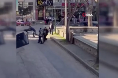 Bursa'da esnaf birbirine girdi, sokak ringe döndü