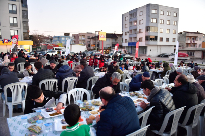 Osmangazi Belediyesi'nden Geçit Mahallesi'nde iftar sofrası