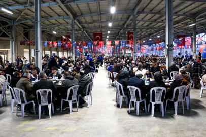 Yenişehir’de Ramazan sofrasında yüzlerce vatandaş bereketi paylaştı