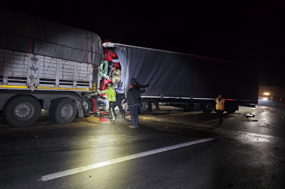 Kestel'de 2 tır çarpıştı: 1 kişi hayatını kaybetti