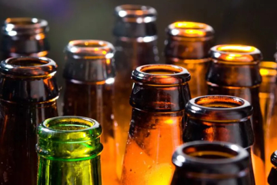 AKP'den kanun teklifi: İçki markalarının görünürlüğü kısıtlanıyor