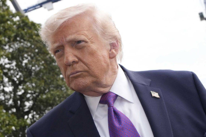 Trump'tan İran'a yeni tehdit: "Bugün başlarına neler geleceğini izleyin"