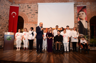 Osmangazi’de engelli bireylerin gösterileri yürekleri ısıttı