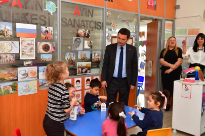 Osmangazi Belediye Başkanı Aydın'dan çocuklara bayram ziyareti