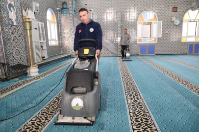 Osmangazi’de camilerde bayram temizliği