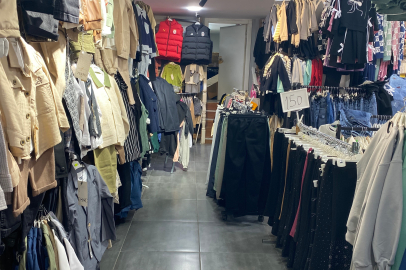 Bursa'da bayram yoğunluğunu fırsat bilen 2 kadın 16 bin liralık ürün çaldı