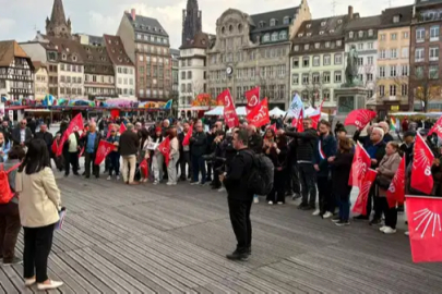 Ekrem İmamoğlu'nun tutukluluğunun birinci yılı, Fransa’da protesto edildi