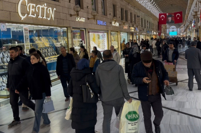 Altında bankalar ile canlı piyasadaki makas gramda 500 lirayı geçti
