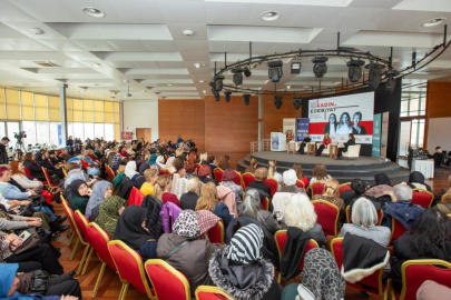 Bursa'da edebiyatla kadın hikayelerine yolculuk