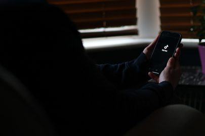 Fransa Eğitim Bakanlığı, TikTok’u şikayet etti