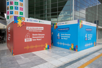 Bursa’da otizm farkındalığı: Gençler ‘Bir Anlığına Benim Dünyam’ kabininde deneyimledi