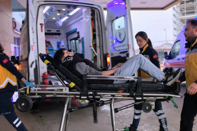 Bursa'da motosiklet kazası: 1’i çocuk 2 yaralı