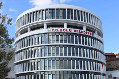 Bolu Belediyesi’ne operasyon: Jandarma binada arama yapıyor