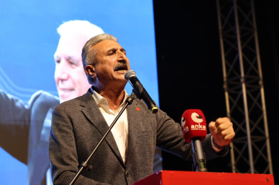 CHP Bursa İl Başkanı Nihat Yeşiltaş: "Sandıkta bükemediğiniz bileği, masa başında hazırladığınız kumpaslarla kıramayacaksınız!"