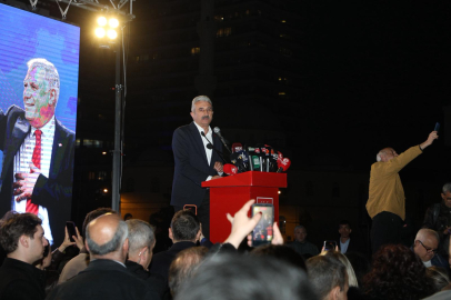 CHP Bursa’dan Bozbey protestosu: “Bu bir hukuk meselesi değil”