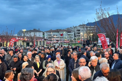 Bursa'da Bozbey protestoları sürüyor, Yeşiltaş: Size mi diz çökeceğiz