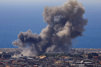 İsrail "Lübnan ateşkes dışı" dedi, gün boyu bombaladı