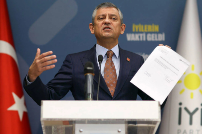 Özgür Özel'den siyasi partilere ziyaret: Muhalefet erken seçim konusunda hemfikir