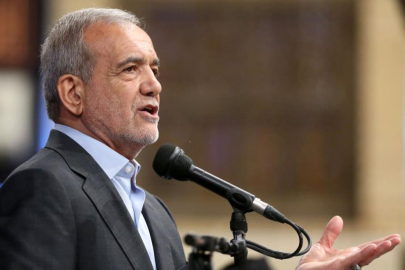 Pezeşkiyan: "ABD dayatmadan vazgeçerse anlaşma mümkün"