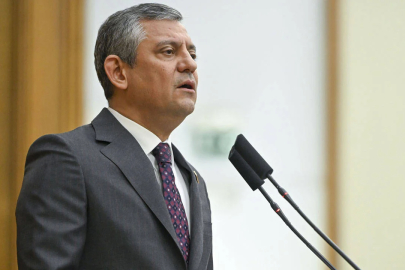 Özgür Özel: Gerekirse boynumuzu vereceğiz ama asla bunlara boyun eğmeyeceğiz!