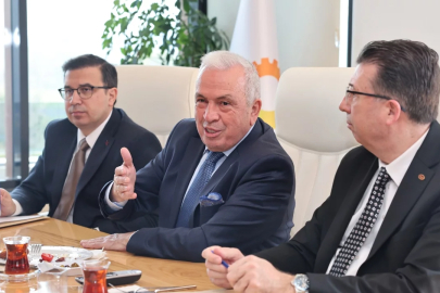 Başkan Şadi Özdemir'den sanayicilerle ortak akıl toplantısı