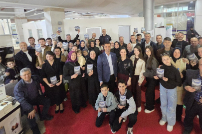 Bursa Kitap Fuarı’ndaki bu standın tüm geliri eğitime