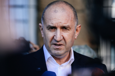 Bulgaristan’da seçimin galibi eski Cumhurbaşkanı Radev’in partisi oldu