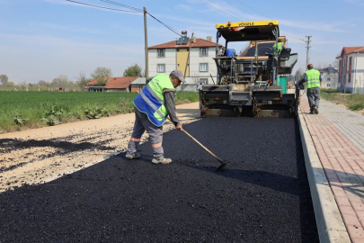 İnegöl'de yol çalışmaları sürüyor